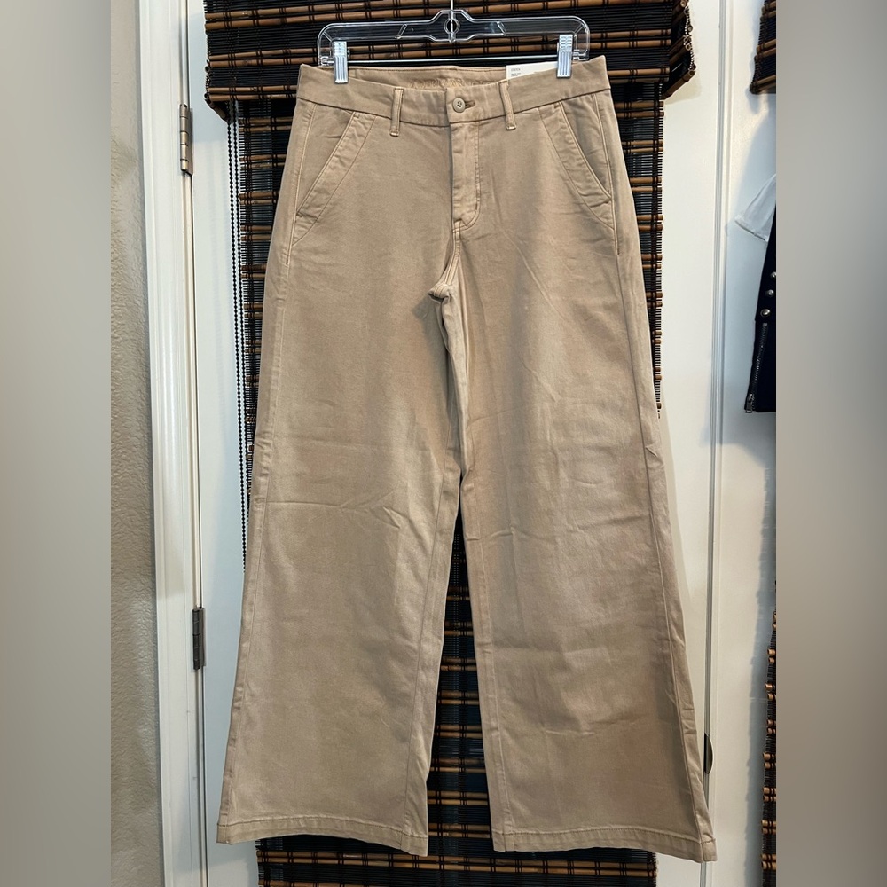 NWOT American Eagle Skater Pant w/stretch Sz 8